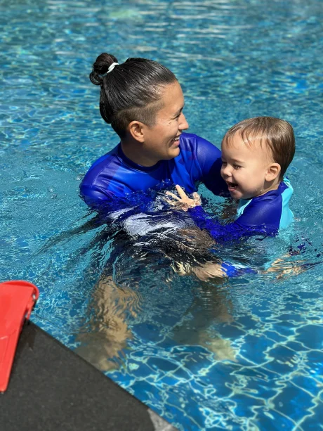 Elizaveta Tanailova, tanailova-swimming-lessons-05
